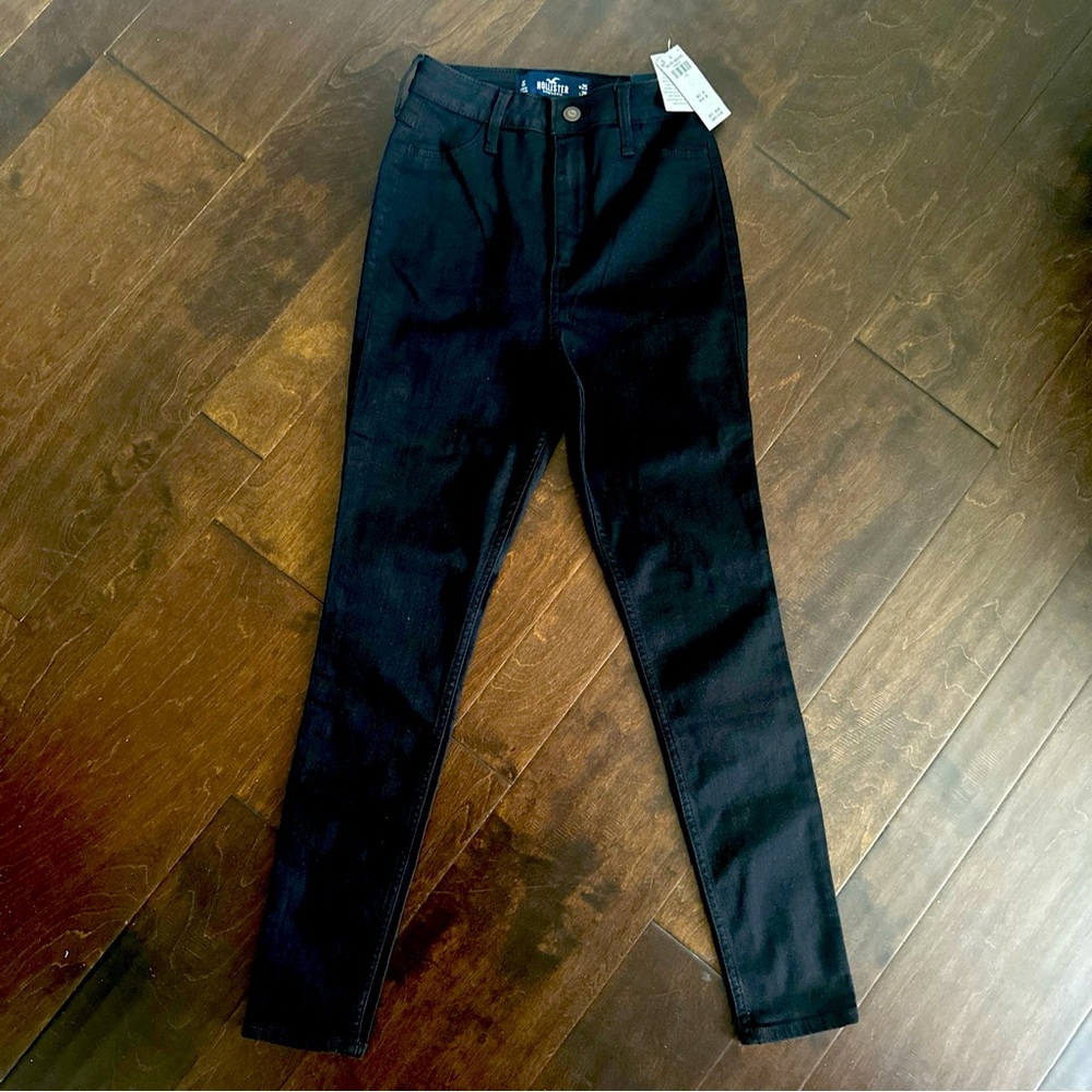 NEW Hollister Curvy Ultra High Rise Jean Jegging Women’s Size 25x26 1S